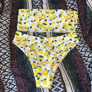 Lemon bathing suit